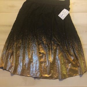 Large Elegant LuLaRoe Lola